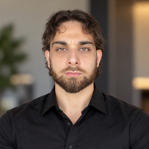 Hatim Alzoubi Headshot