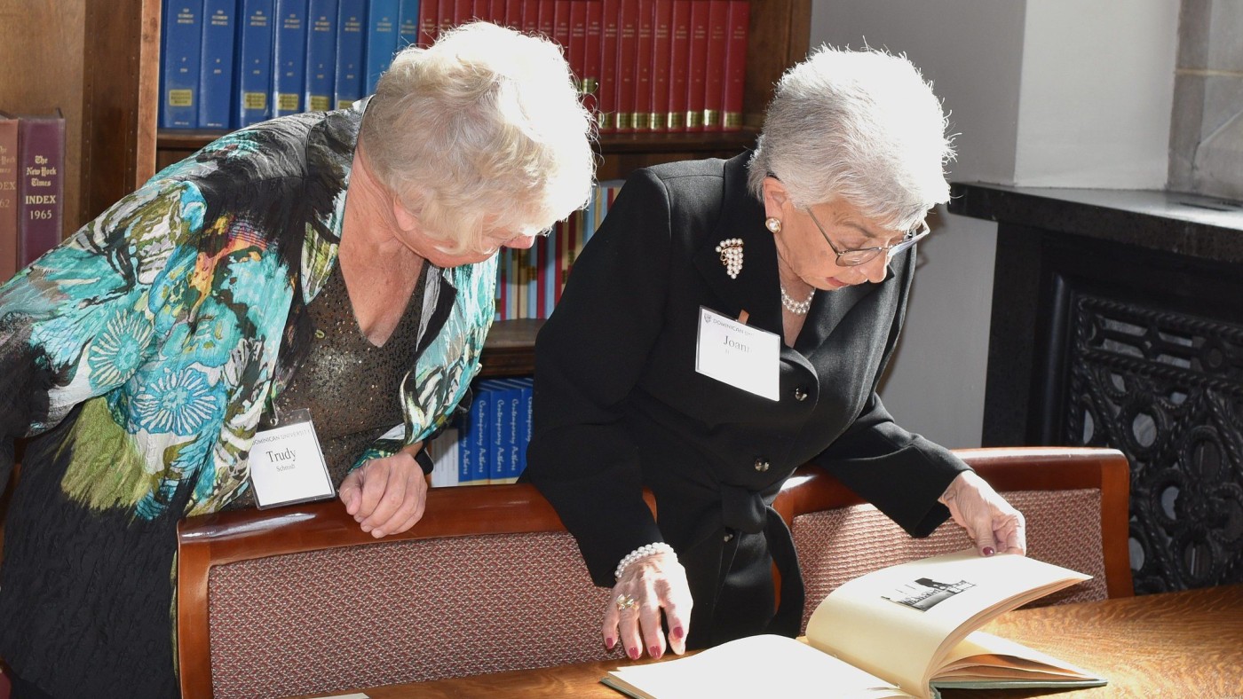 Viewing the Fribourg Reunion Book