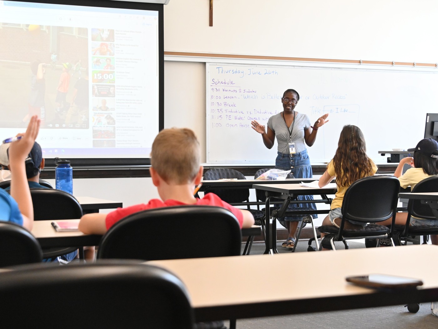Faculty lecture with students in class