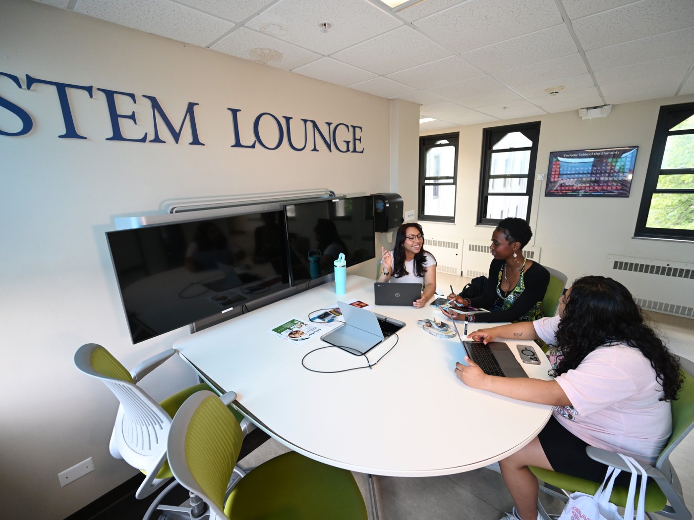 Students gathered in the STEM Lounge